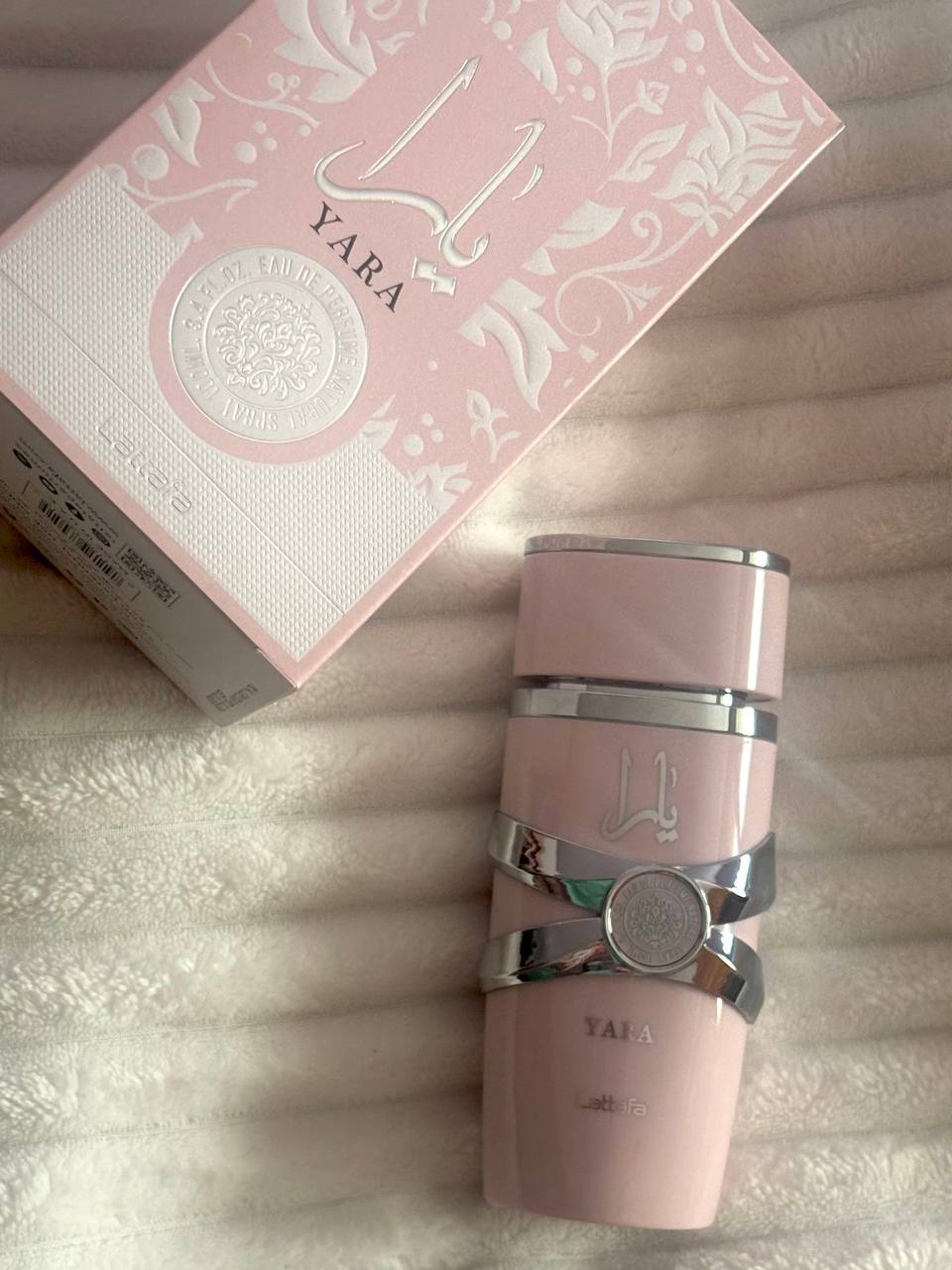 Yara Pink Eau De Parfum (40ml)